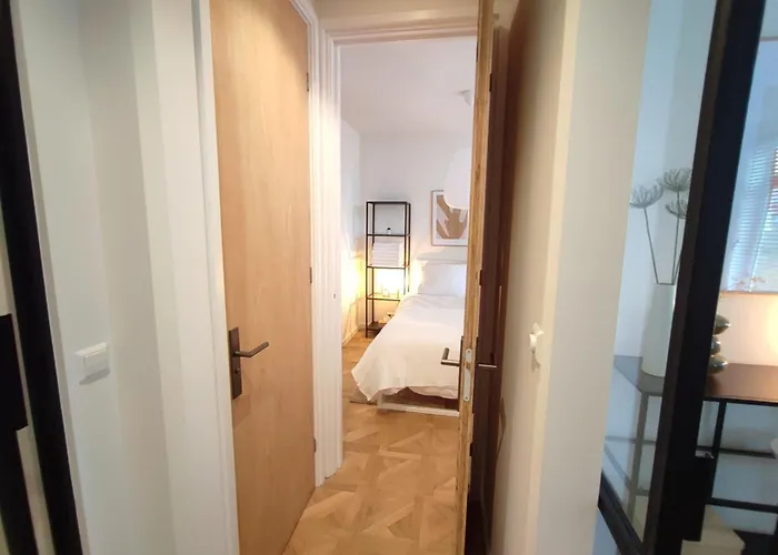 Δωμάτια σε οικογενειακή κατοικία Luxury With Private Bathroom On Great Location.