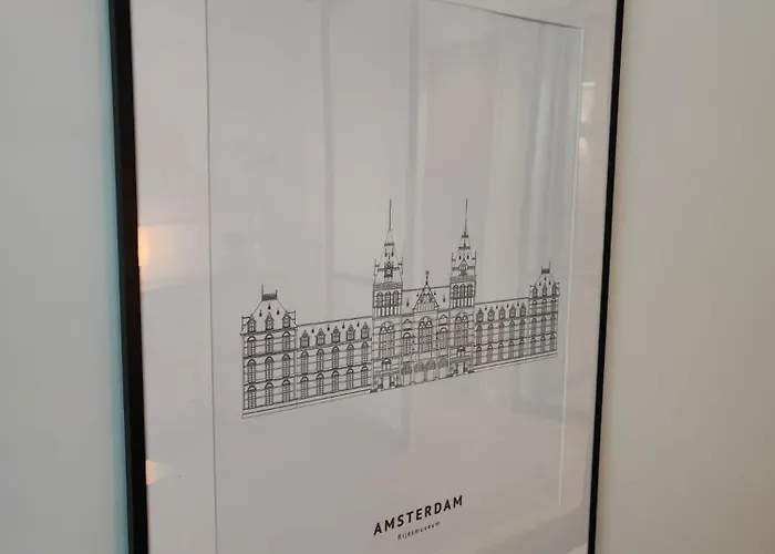 Luxury With Private Bathroom On Great Location.