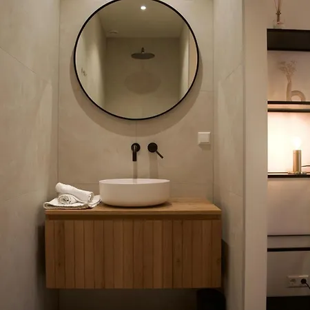 Luxury With Private Bathroom On Great Location. * アムステルダム
